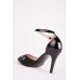 Half Moon Contrasted Heeled Shoes